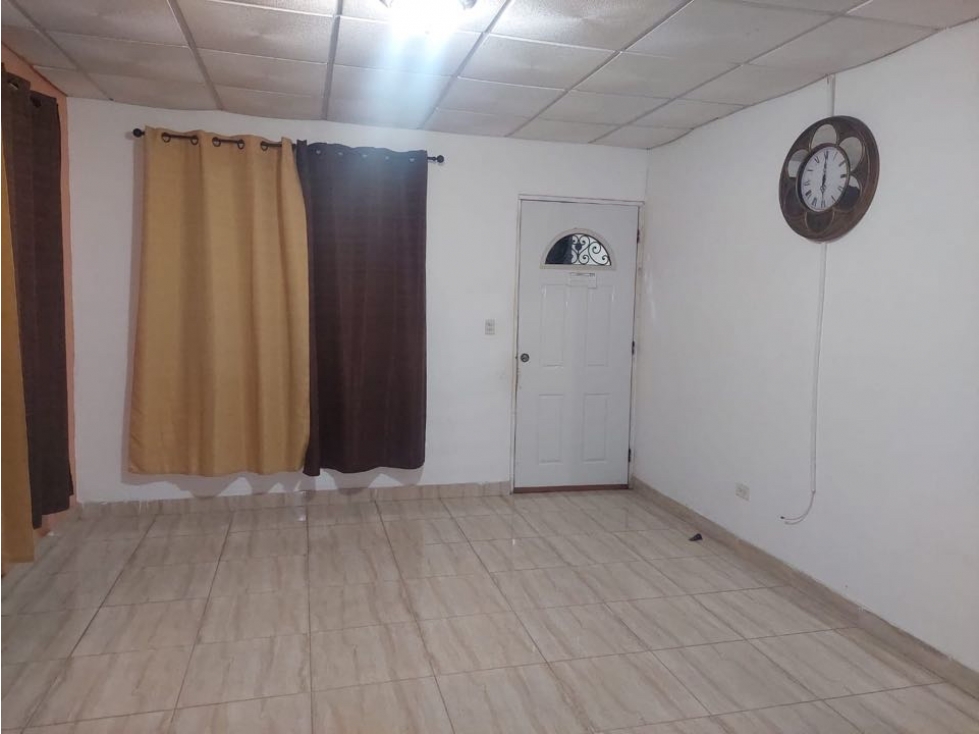 SE VENDE CASA CON ANEXOS EN LAS CUMBRES AM — foto 4