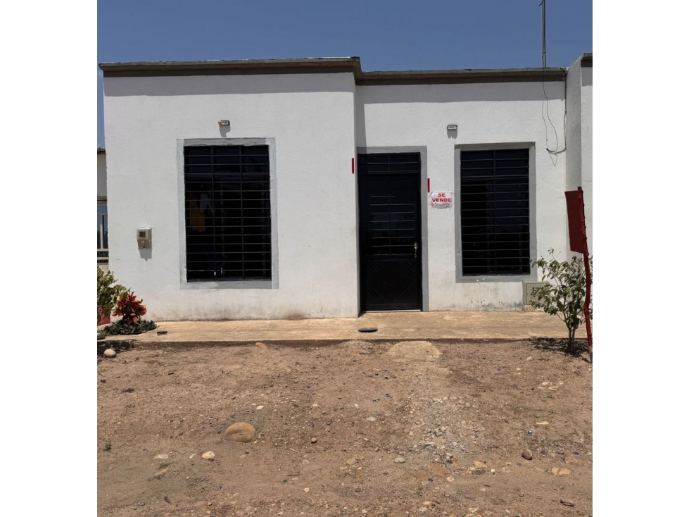 SE VENDE CASA CON EXCELENTES ACABADOS PALMAR DE LA PEDRERA, YOPAL.