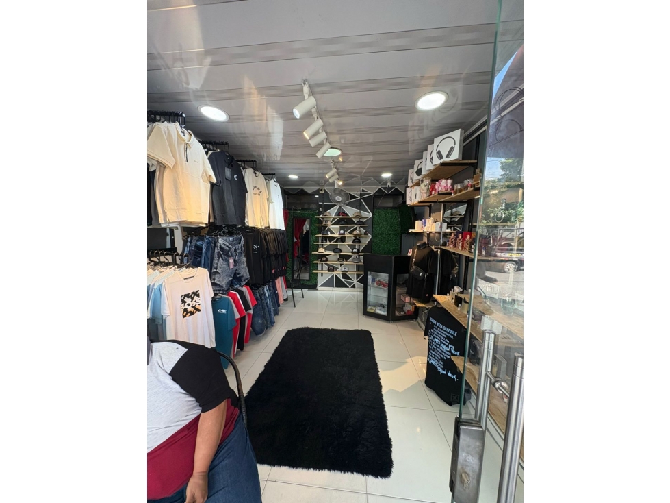 SE VENDE CASA CON LOCAL COMERCIAL YOPAL CASANARE — foto 5