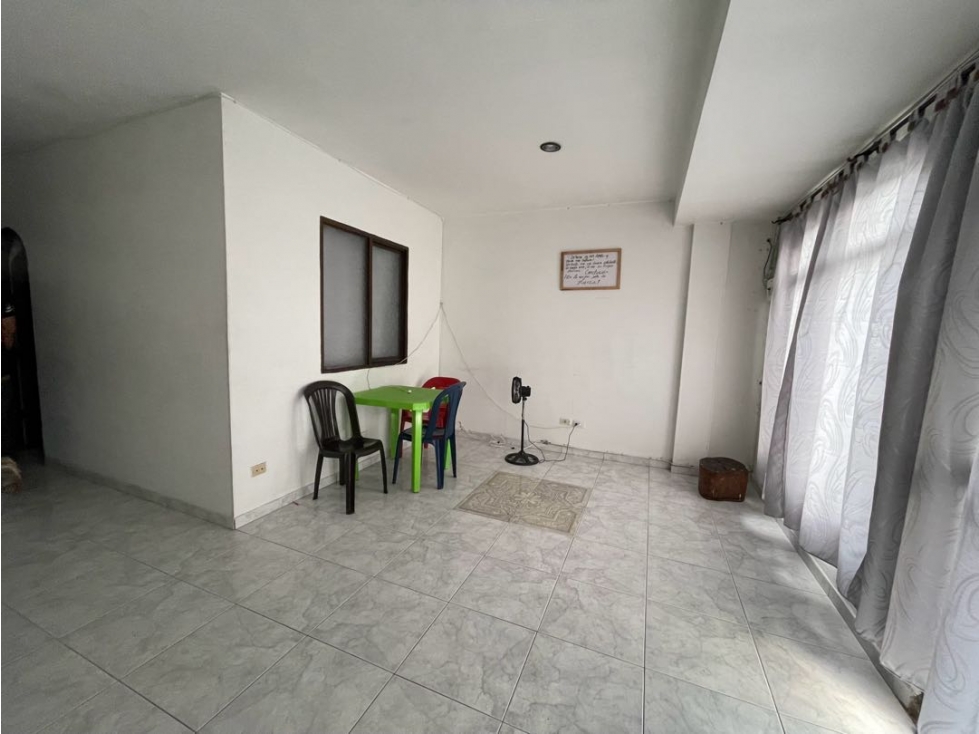 Se Vende Casa con Locales en el Barrio Ciudad Dorada Armenia — foto 2