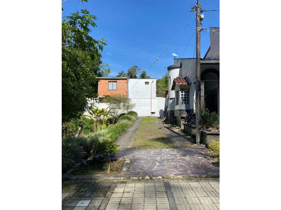 Se vende casa con lote en Mercedes del Norte — foto 3