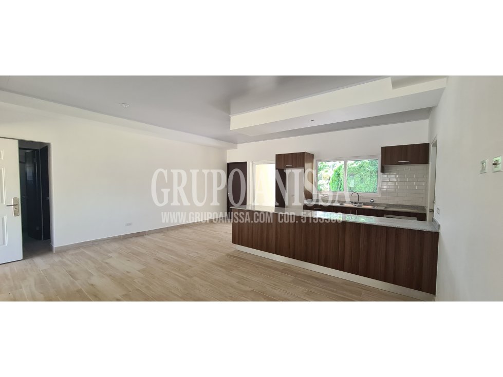 Se Vende Casa con Piscina en Urbanización Privada de Chame - 6