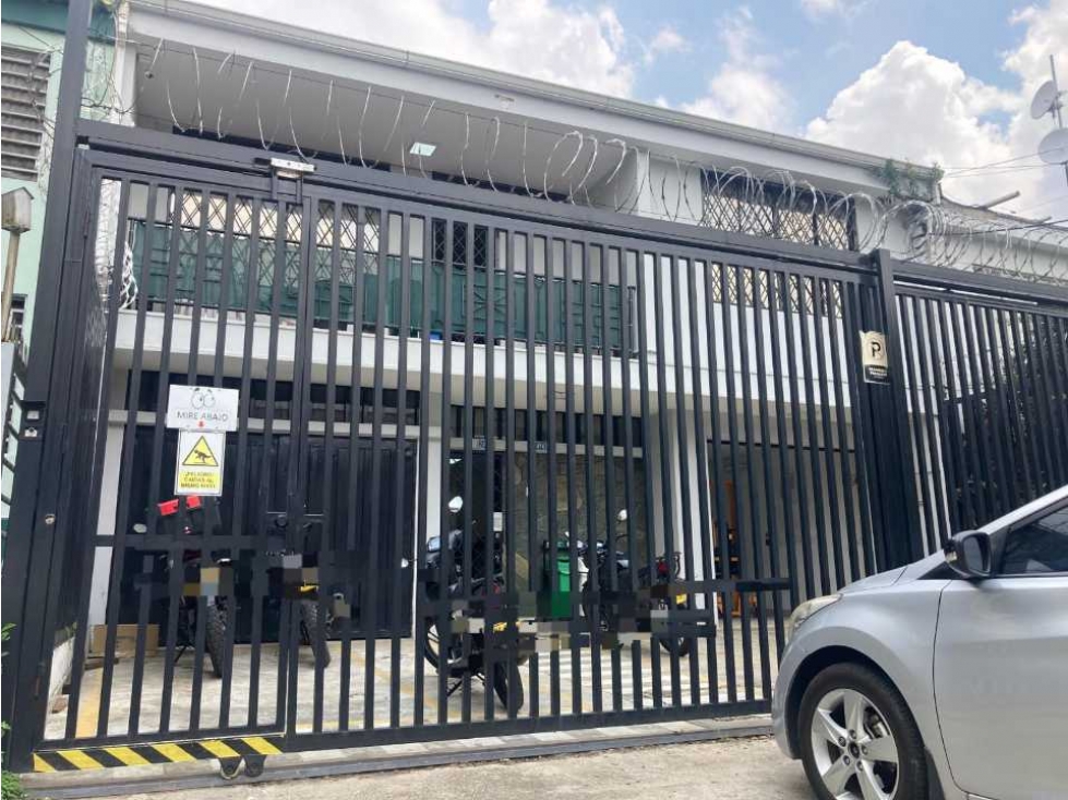 SE VENDE CASA CON USO COMERCIAL EN SAN VICENTE DC W:7409308