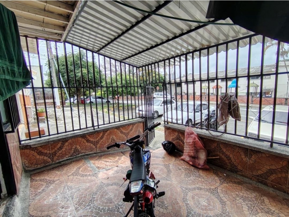 Se vende casa CON VARIAS RENTAS , la universal , sur Armenia Quindío. — foto 2