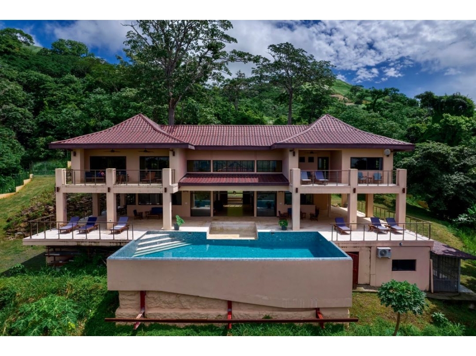 SE VENDE CASA CON VISTA AL MAR EN VERACRUZ $ 1,375,000 AM
