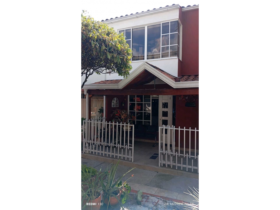 SE VENDE CASA CONJUNTO PORTAL 2 GIRON - VIA PALENQUE - RINCON DE GIRON - 1
