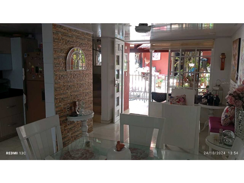 SE VENDE CASA CONJUNTO PORTAL 2 GIRON - VIA PALENQUE - RINCON DE GIRON - 5