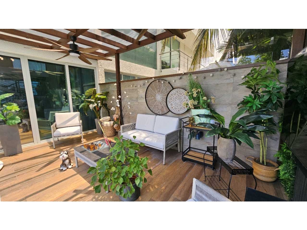 SE VENDE CASA COSTA SUR (MR)