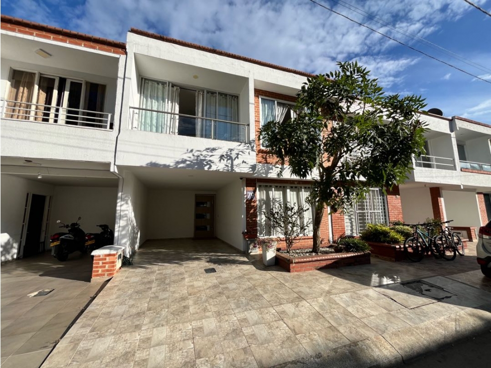 SE VENDE CASA CR COUNTRY PLAZA 1, JAMUNDI