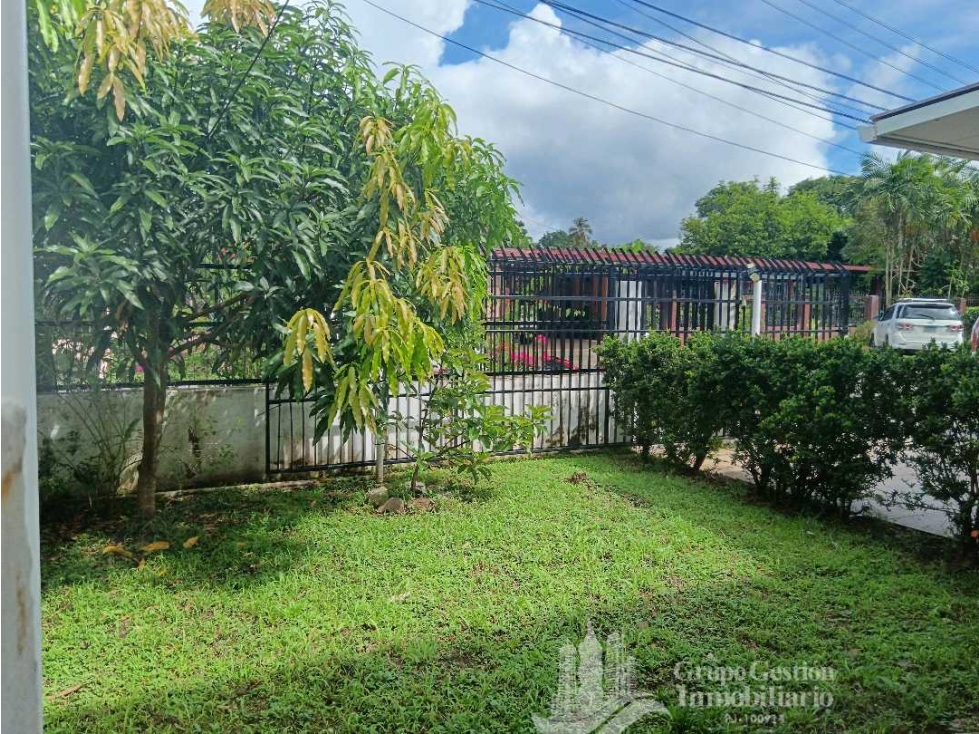 VENTA CASA EN DAVID DE 4 RECAMARS via aeropuerto, $127.000
