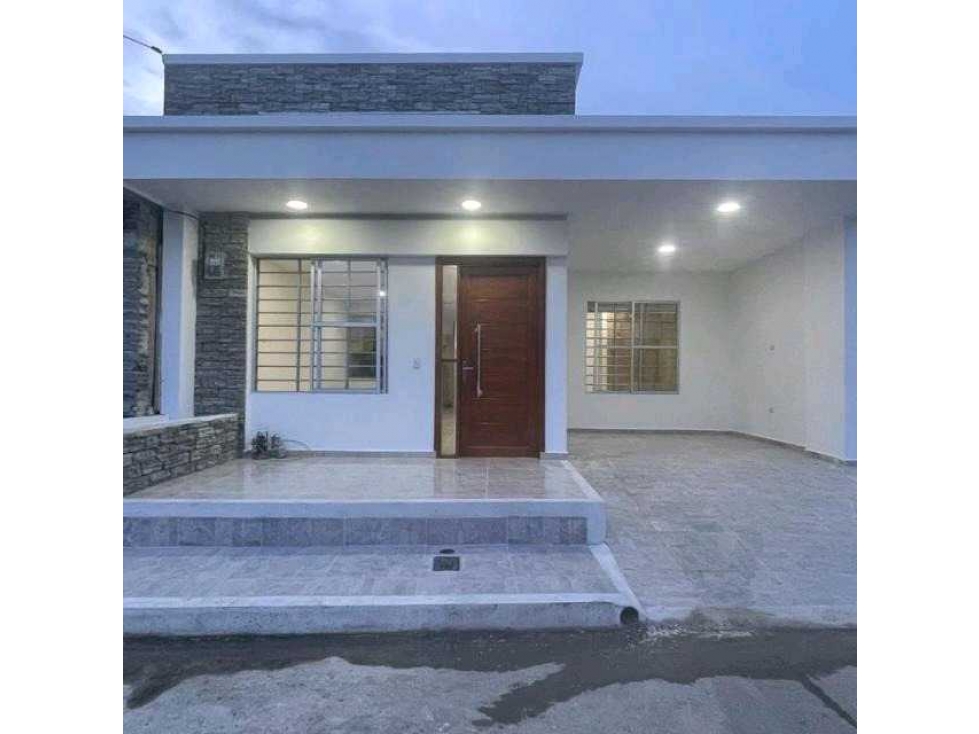SE VENDE CASA DE 1 PISO Sobre planos
