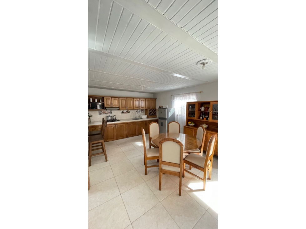 Se vende casa de 290 m2 en El Carmen de Viboral — foto 3