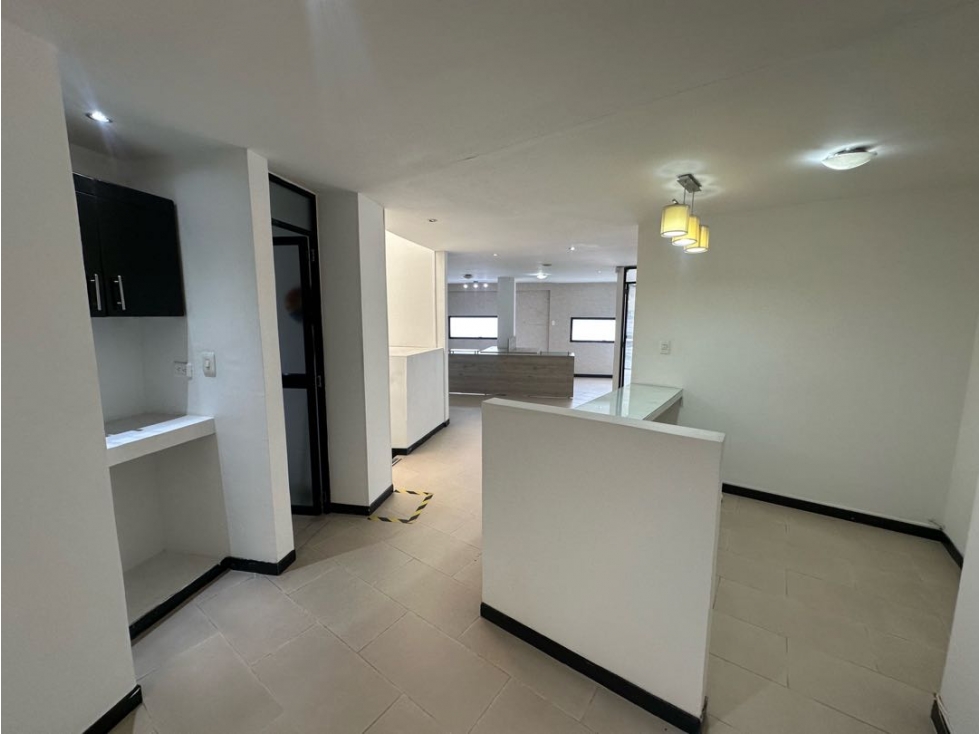 SE VENDE CASA DE 2 PISOS - BARRIO FUNDADORES SECTOR CLÍNICAS — foto 5