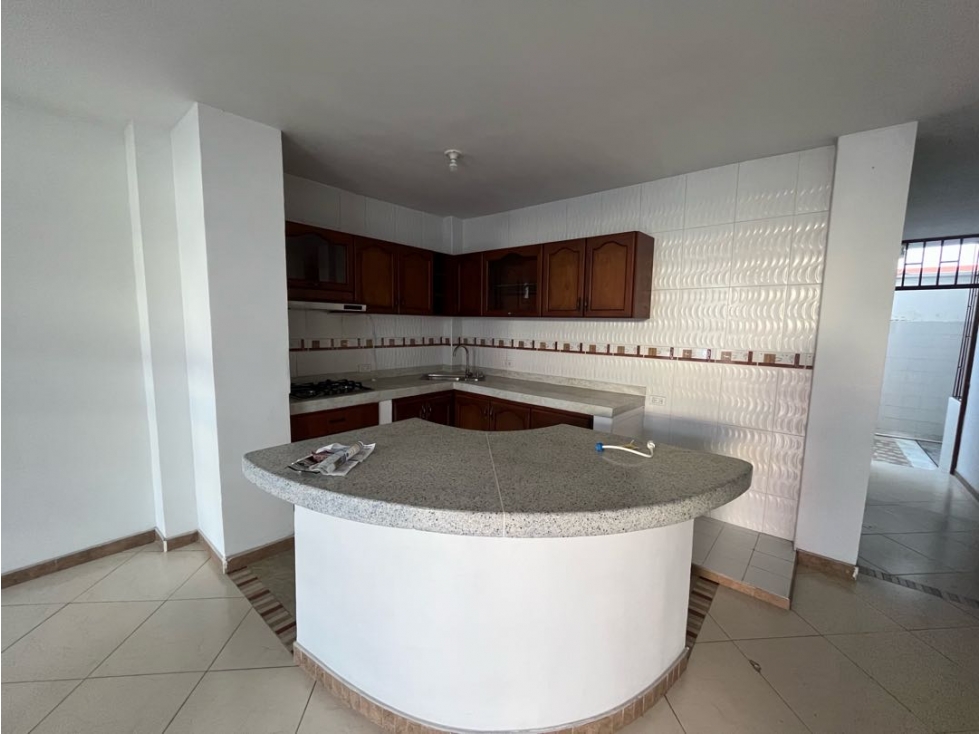 SE VENDE CASA DE 2 PISOS BARRIO CARIBABARE, YOPAL CASANARE — foto 3