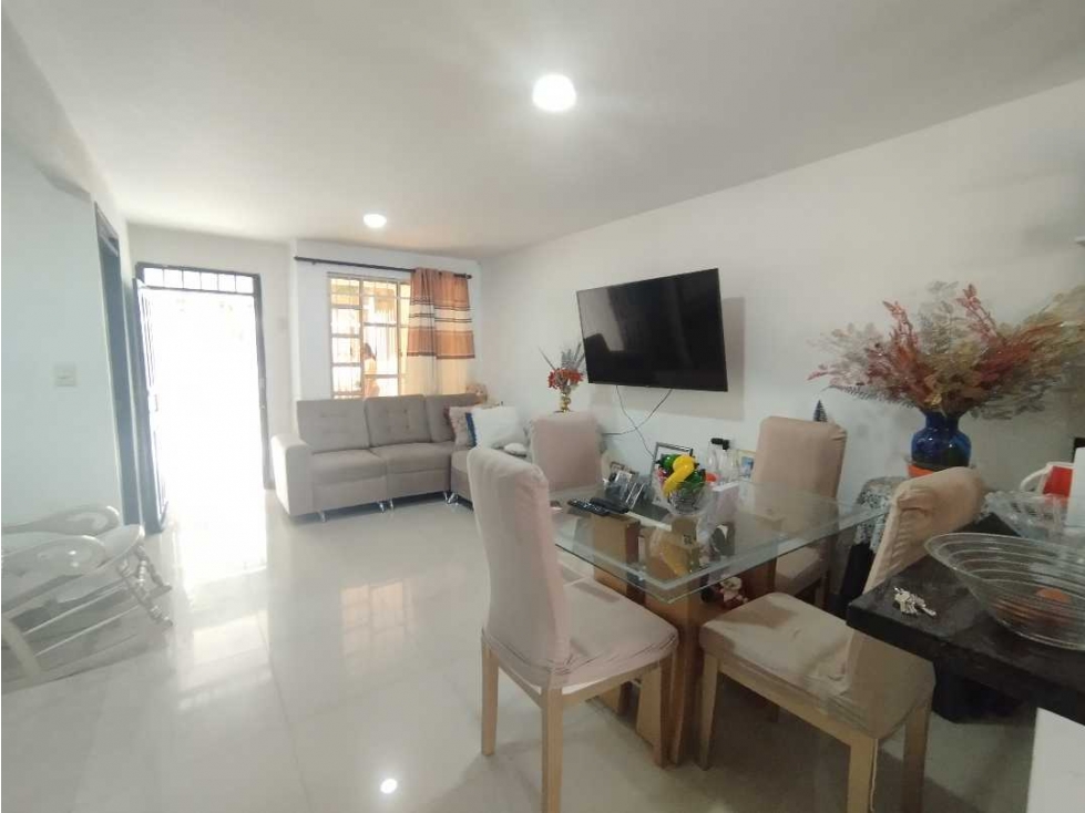 SE VENDE CASA DE 3 HABITACIONES BARRIO LA CENTRAL - CARTAGENA — foto 3