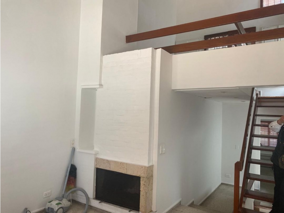 SE VENDE CASA DE 3 NIVELES EN LA CAROLINA. A — foto 4