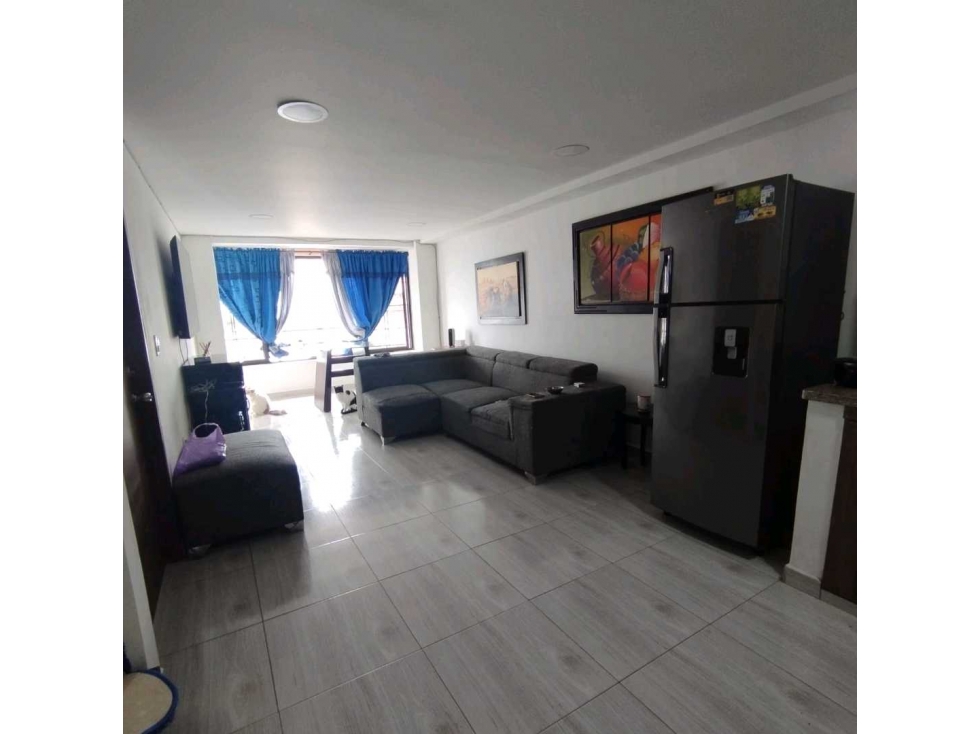 SE VENDE CASA BIFAMILIAR DE 3 NIVELES INDEPENDIENTES. BARRIO PINARES — foto 6