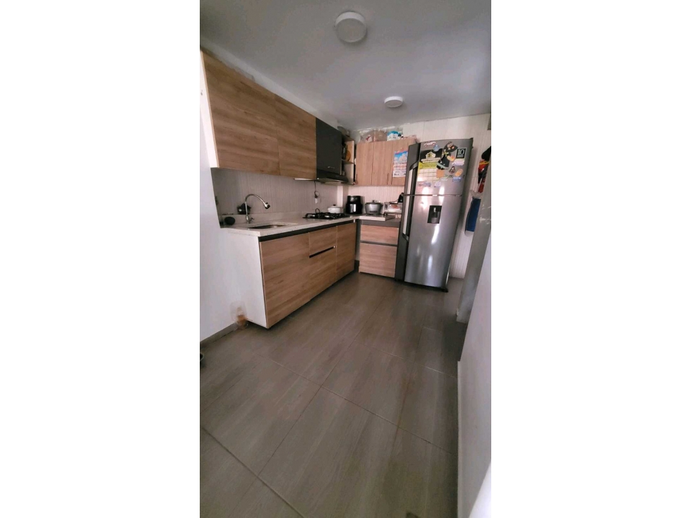 Se VENDE casa de 3 niveles sobre avenida Terranova Jamundi — foto 4