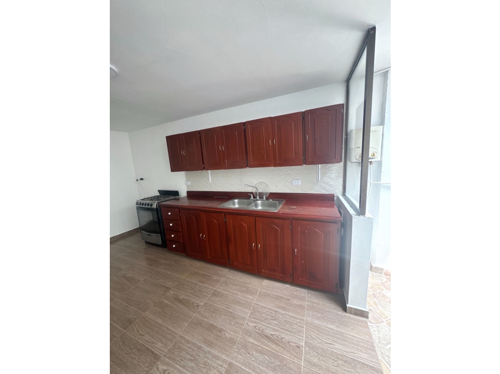 SE VENDE CASA DE 3 PISOS CON LOCAL BELLASUIZA CALI — foto 6