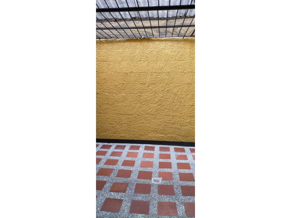 Se vende casa de 3 pisos en la Florida Bello — foto 2