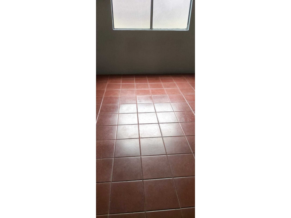 Se vende casa de 3 pisos en la Florida Bello — foto 4