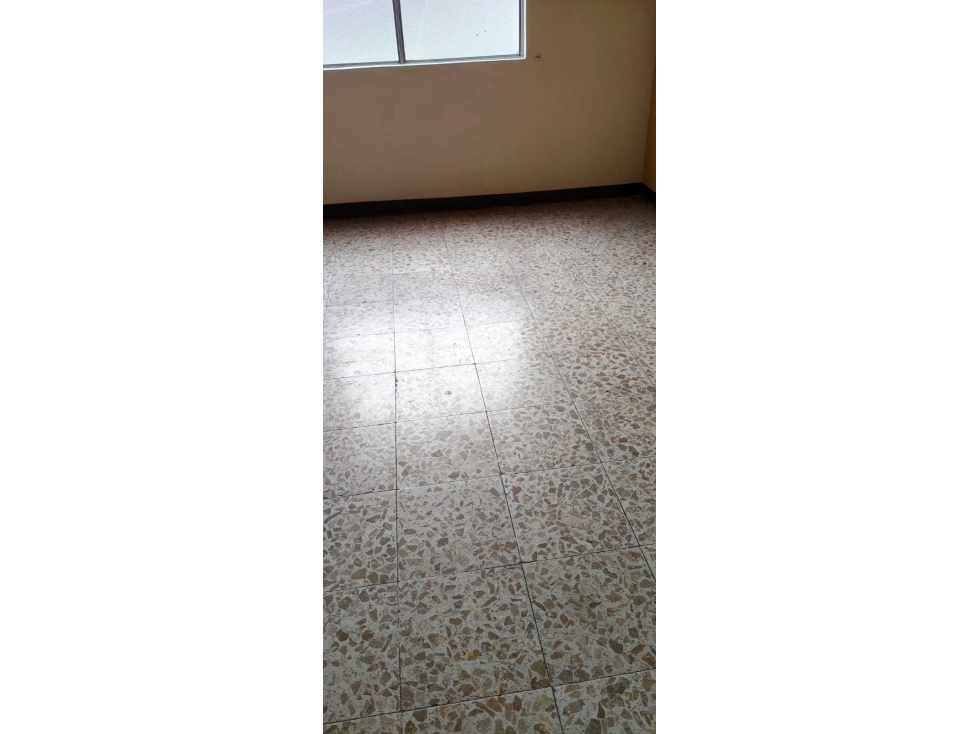 Se vende casa de 3 pisos en la Florida Bello — foto 5