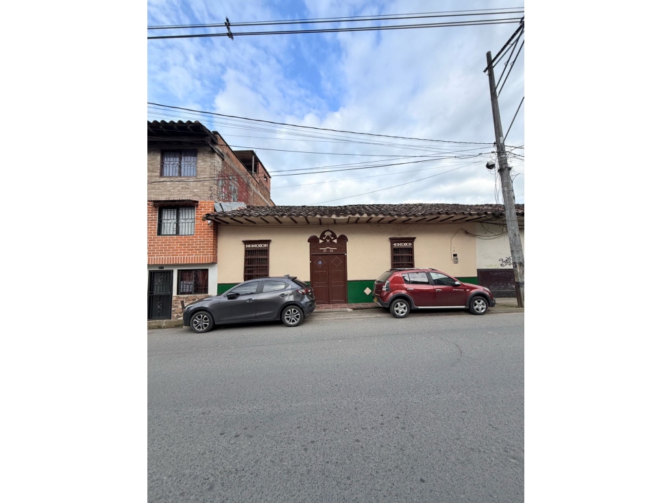 Se vende casa de 468 m2 en El Carmen de Viboral