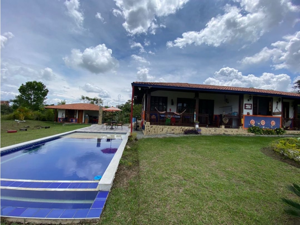 SE VENDE CASA DE CAMPO EN MONTENEGRO — foto 4