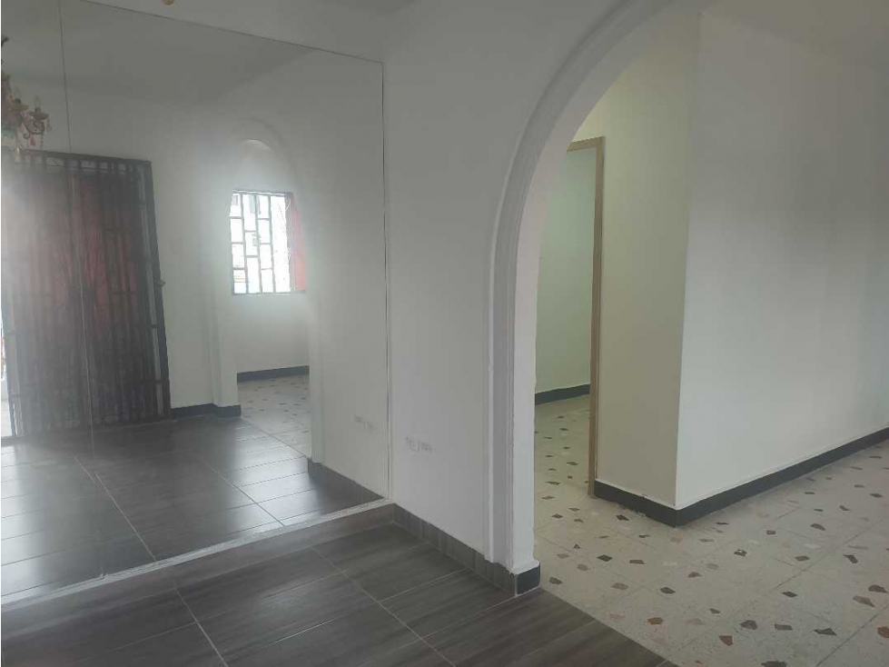 Se vende casa de dos apartamentos en Los Andes Barranquilla — foto 4