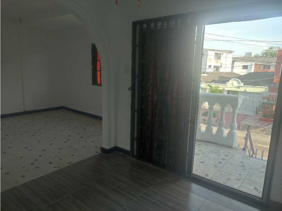 Se vende casa de dos apartamentos en Los Andes Barranquilla — foto 3