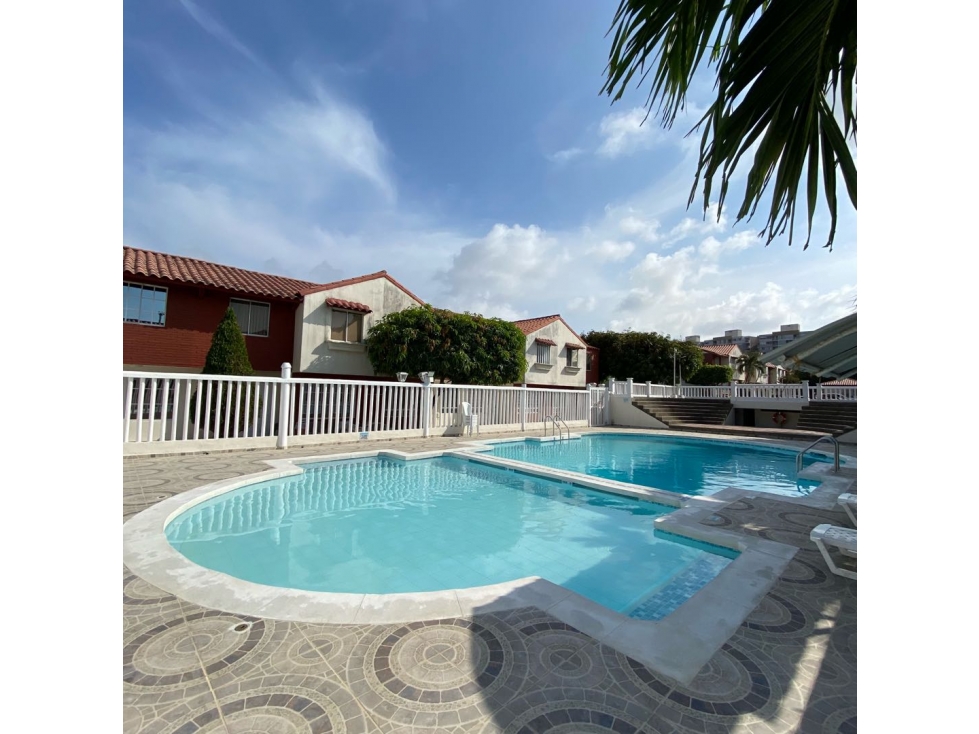 SE VENDE CASA DE DOS NIVELES BARRIO VILLA CAROLINA — foto 2