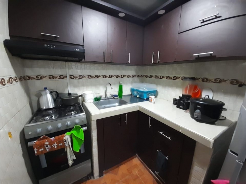Se vende casa de dos pisos Barrio El Triunfo Palmira Valle Colombia — foto 4