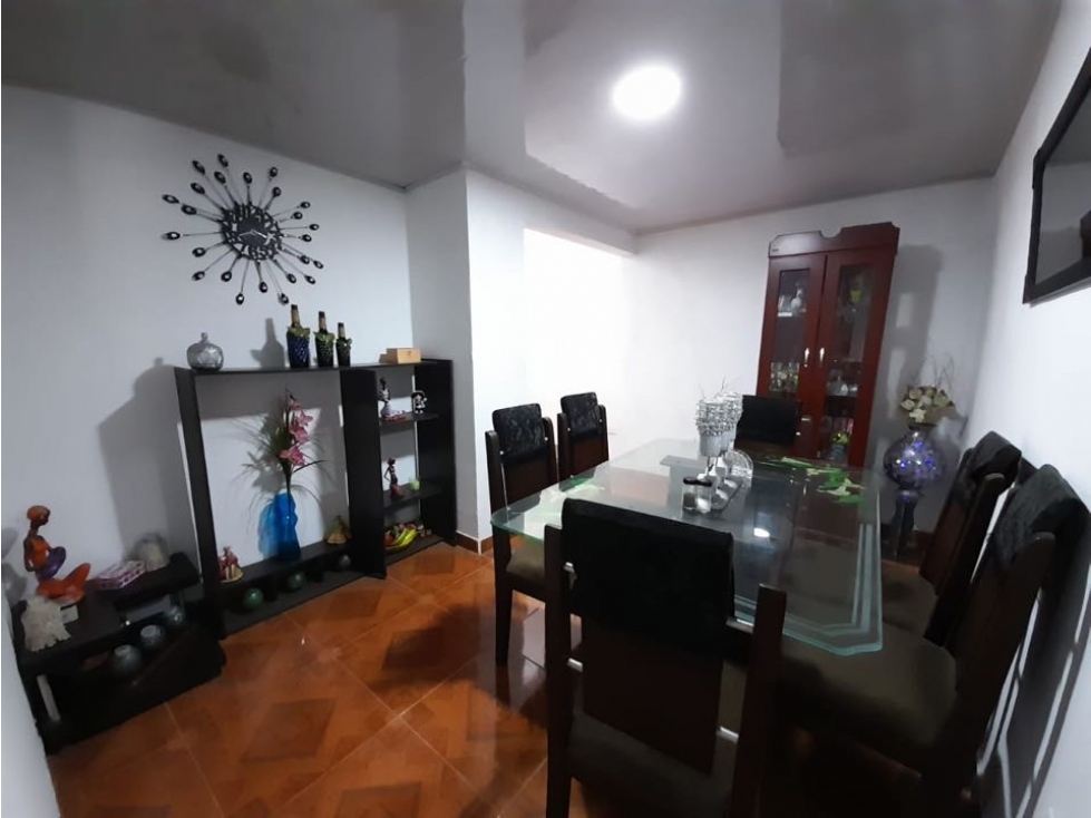 Se vende casa de dos pisos Barrio El Triunfo Palmira Valle Colombia — foto 5