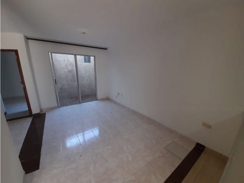 Se vende casa de dos pisos en conjunto Barrio Las Mercedes Palmira — foto 5