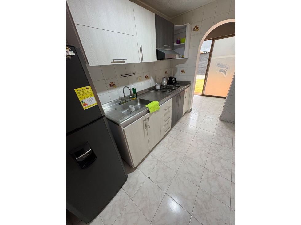 SE VENDE CASA DE DOS PISOS EN CONJUNTO PORTALES DEL HOBO | YOPAl — foto 6