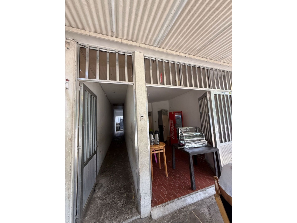 SE VENDE CASA DE DOS PISOS USO COMERCIAL Y RESIDENCIAL YOPAL — foto 2