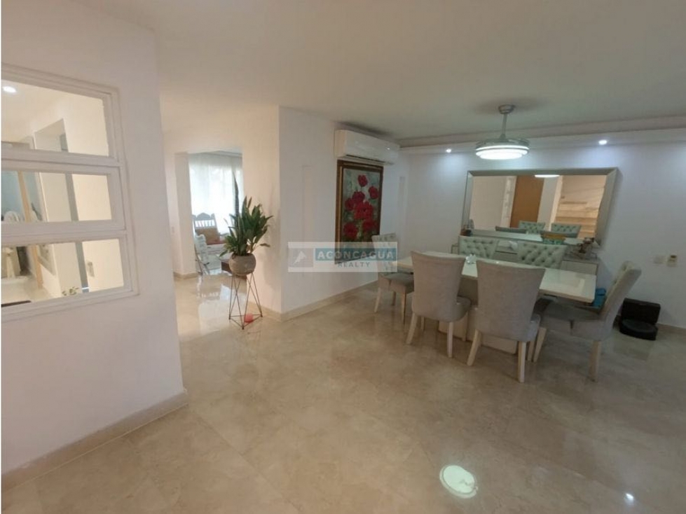 Se vende casa de lujo en la castellana