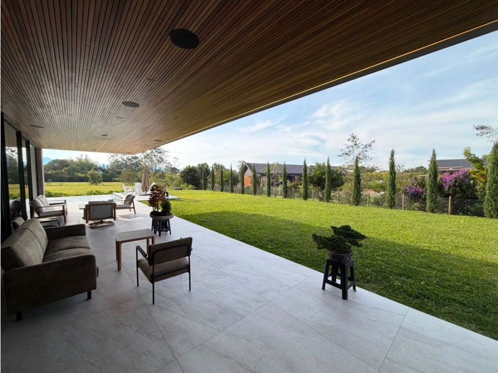 Se vende casa de lujo en Llano Grande — foto 6