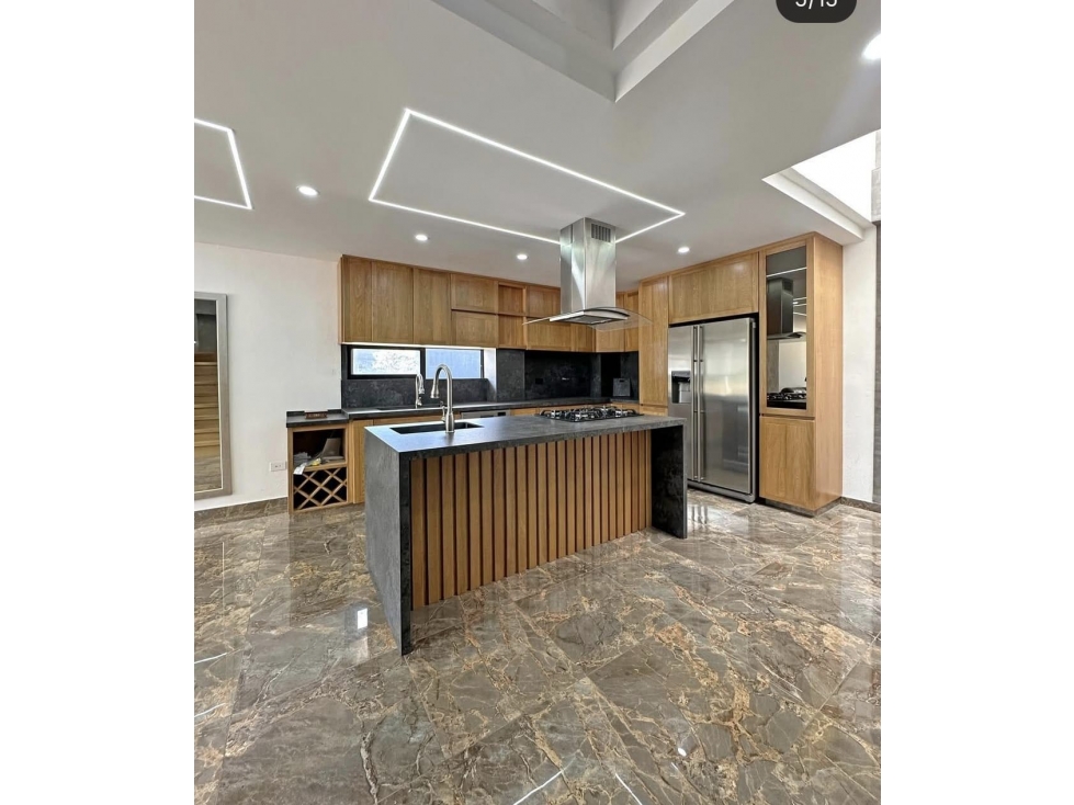 Se vende casa de lujo en unidad cerrada, La Ceja — foto 3