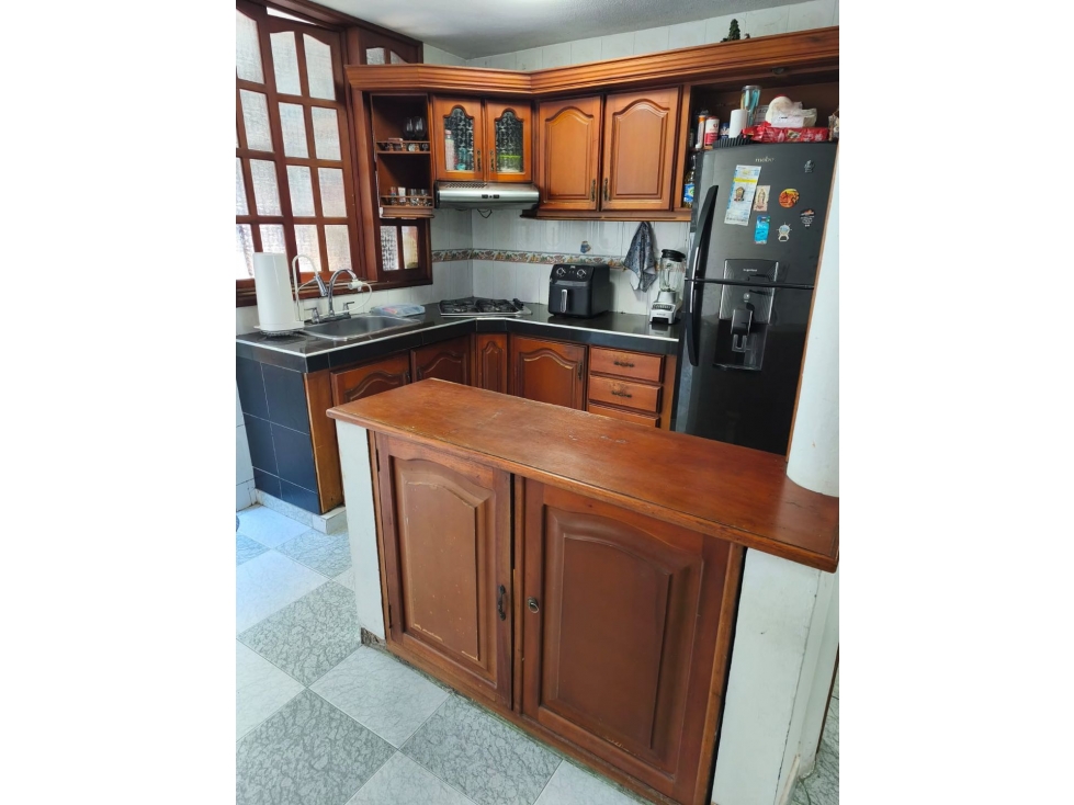 SE VENDE CASA DE TRES PISOS BARRIO JUAN PABLO, YOPAL. — foto 6