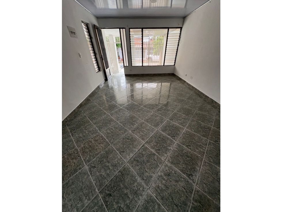 SE VENDE CASA DE UN PISO BARRIO YARUMO, YOPAL CASANARE - 3