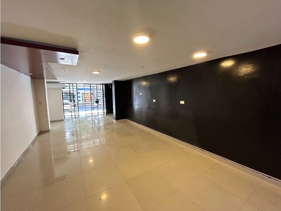 SE VENDE CASA DOS PISOS EN GRANADA EXCELENTE UBICACIÓN