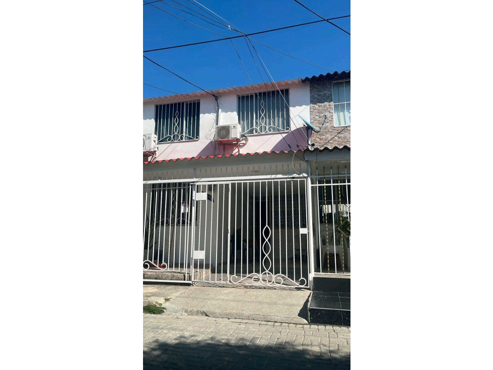 SE VENDE CASA DUPLEX EN LOS ALMENDROS SOLEDAD ATLÁNTICO