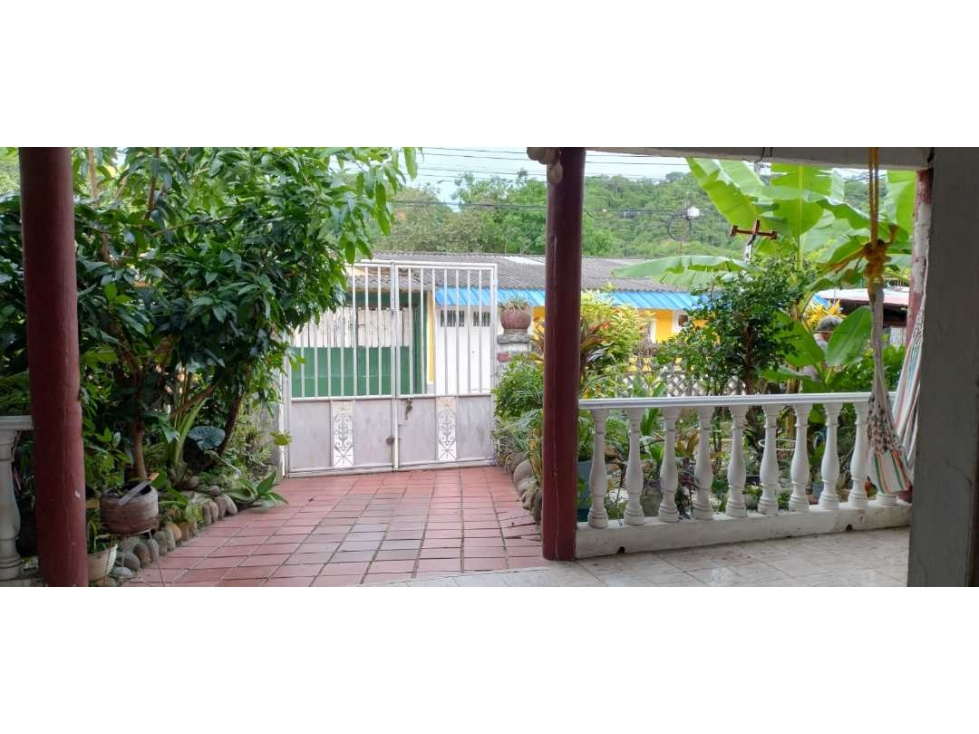 Se vende casa Económica en la zona urbana de Apulo — foto 2