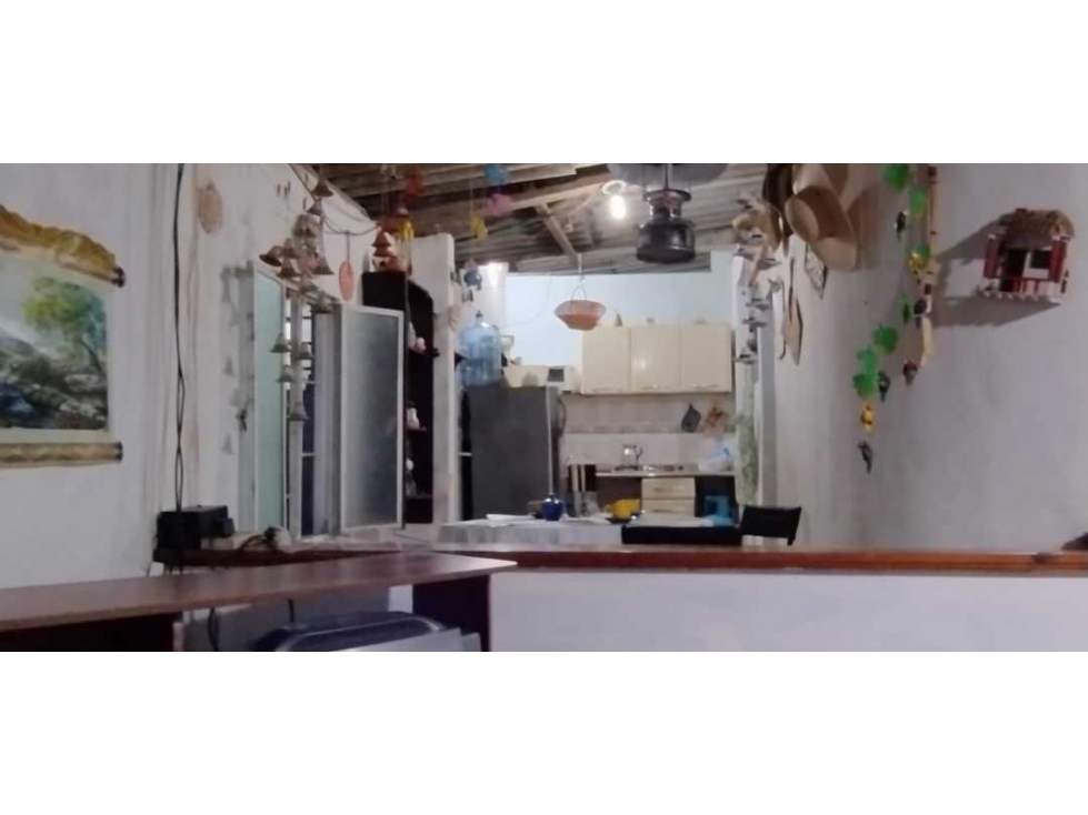 Se vende casa Económica en la zona urbana de Apulo — foto 5