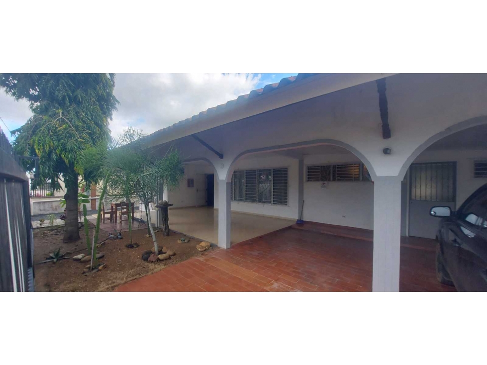 SE VENDE CASA EN AGUADULCE CON TODO LO QUE ESTA DENTRO - 2