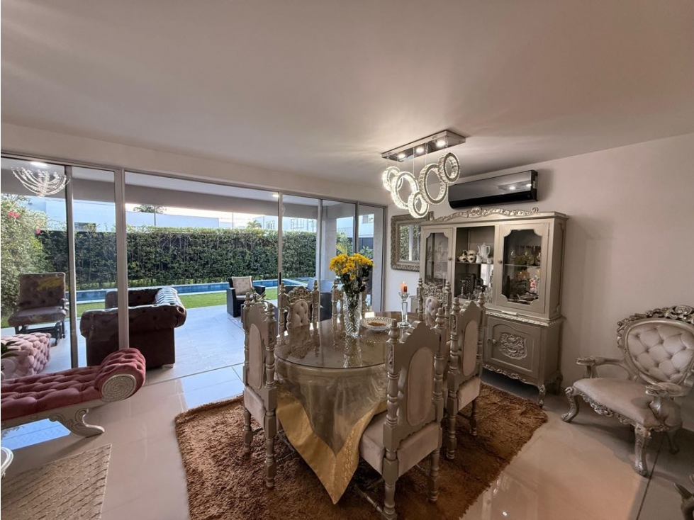 Se vende casa en Alfaguara