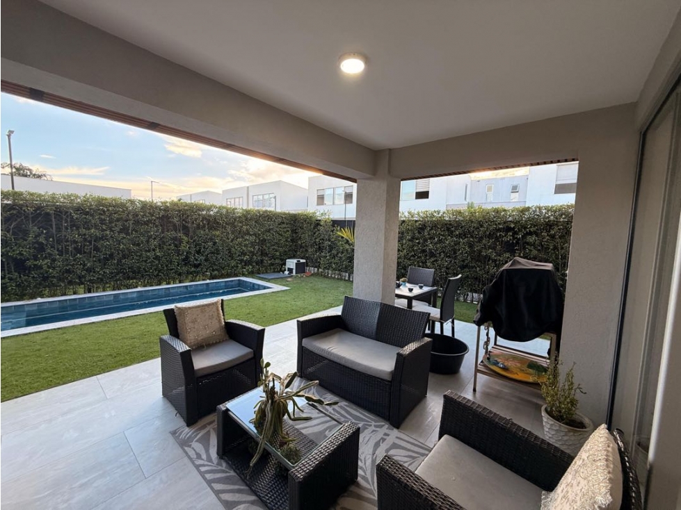 Se vende casa en Alfaguara — foto 4