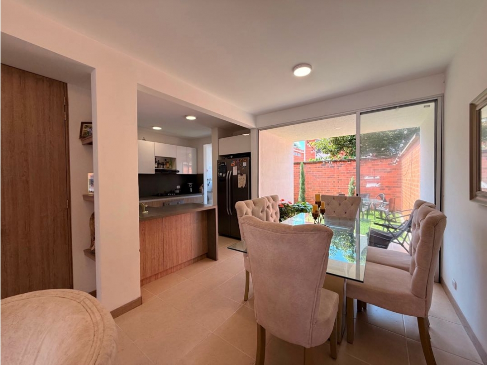 SE VENDE CASA EN ALFAGUARA — foto 4