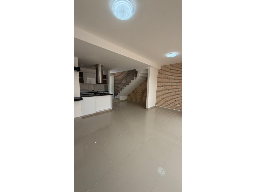 SE VENDE CASA EN ALFAGUARA JAMUNDI PC — foto 3